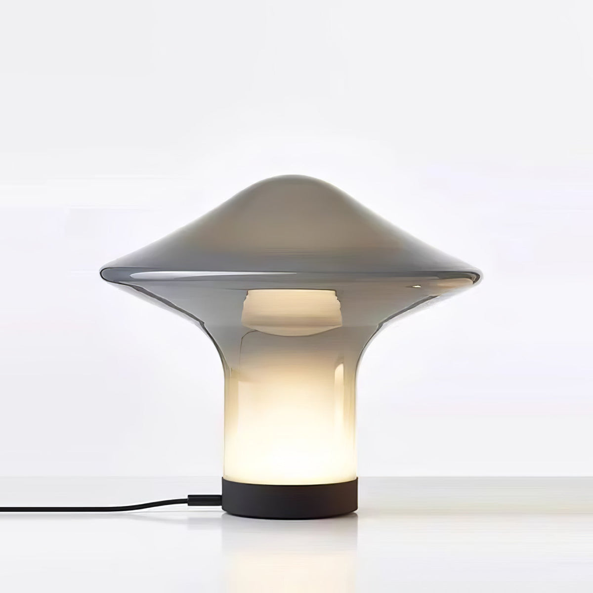 Taura nowoczesna lampa stołowa ze szkła