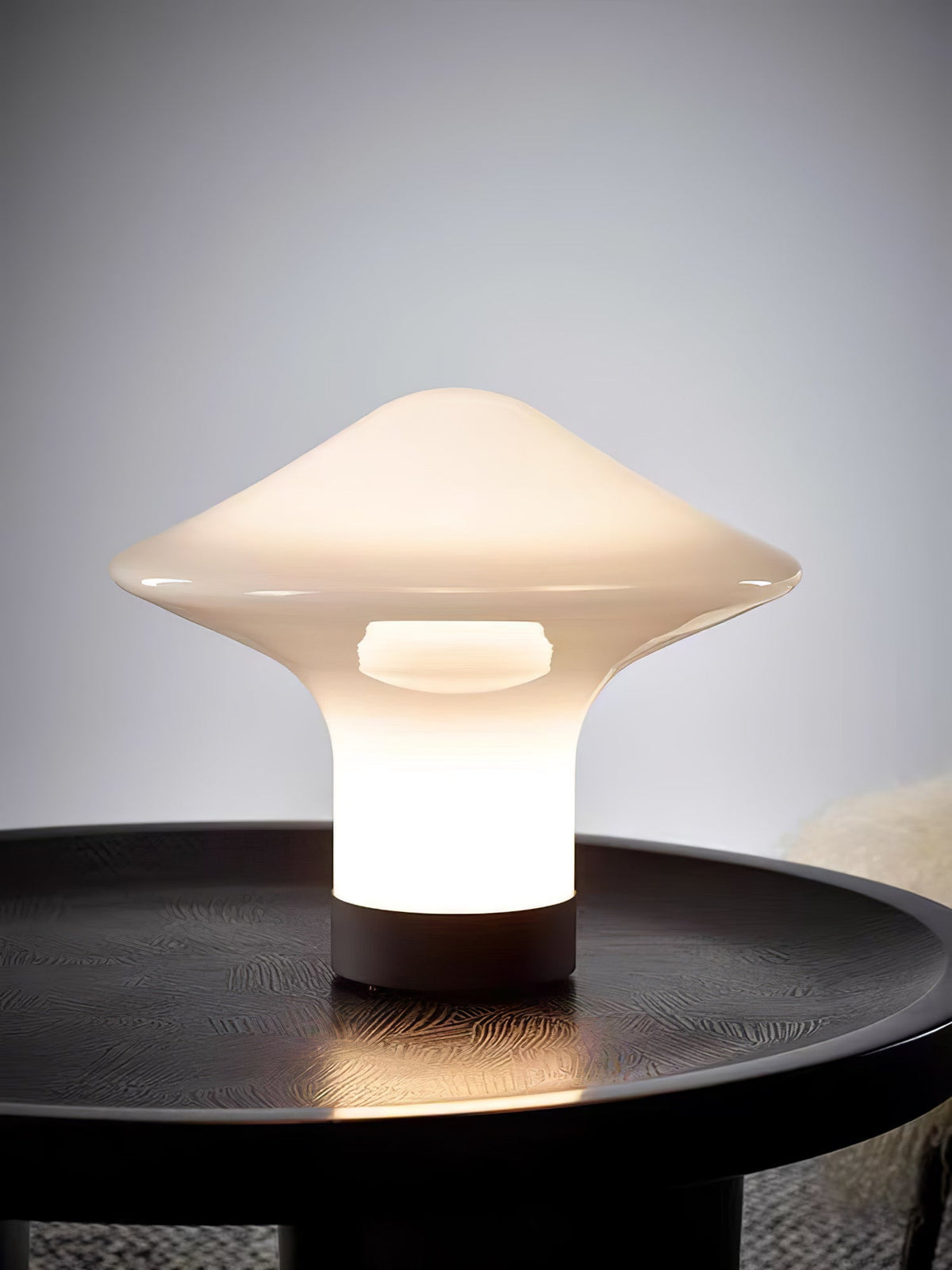 Taura nowoczesna lampa stołowa ze szkła
