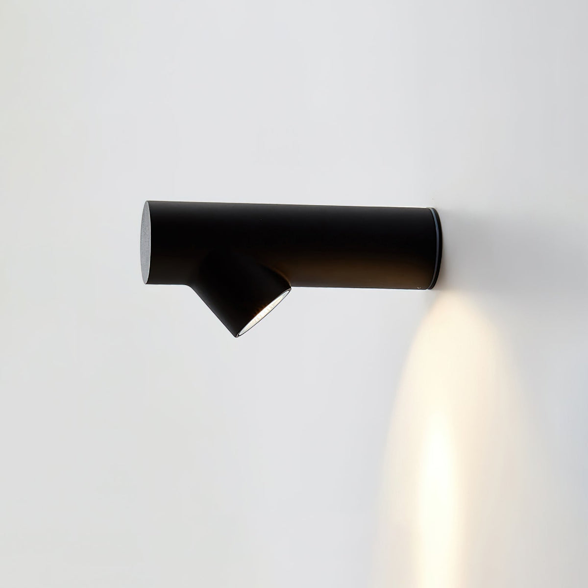 Pipeline nowoczesny minimalistyczny kinkiet rura