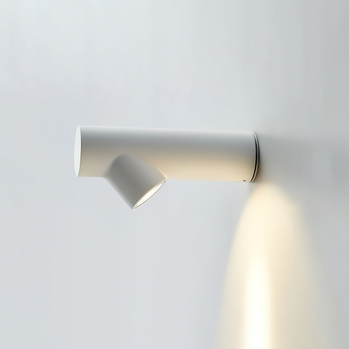 Pipeline nowoczesny minimalistyczny kinkiet rura
