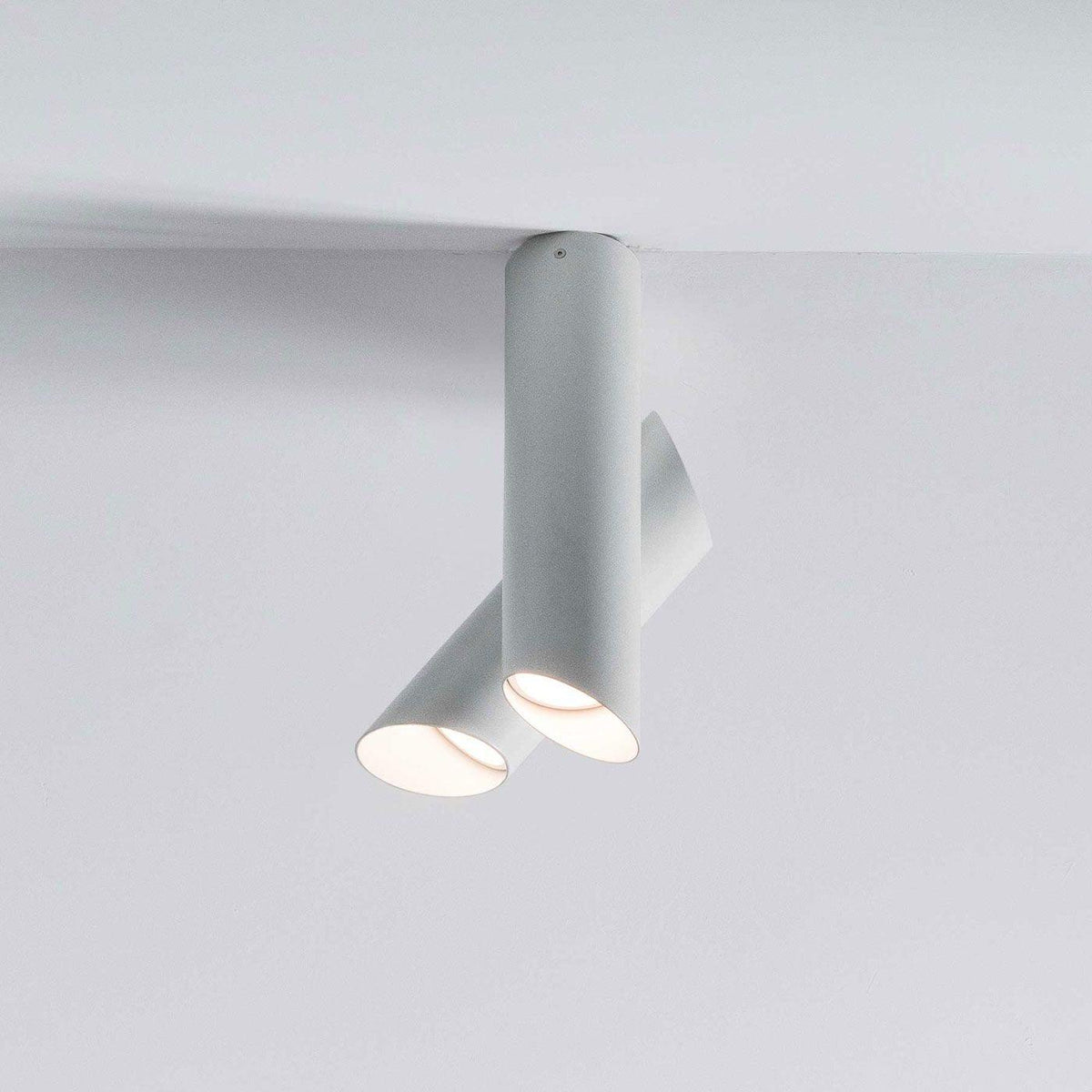 Teu nowoczesna minimalistyczna lampa sufitowa w kształcie rur