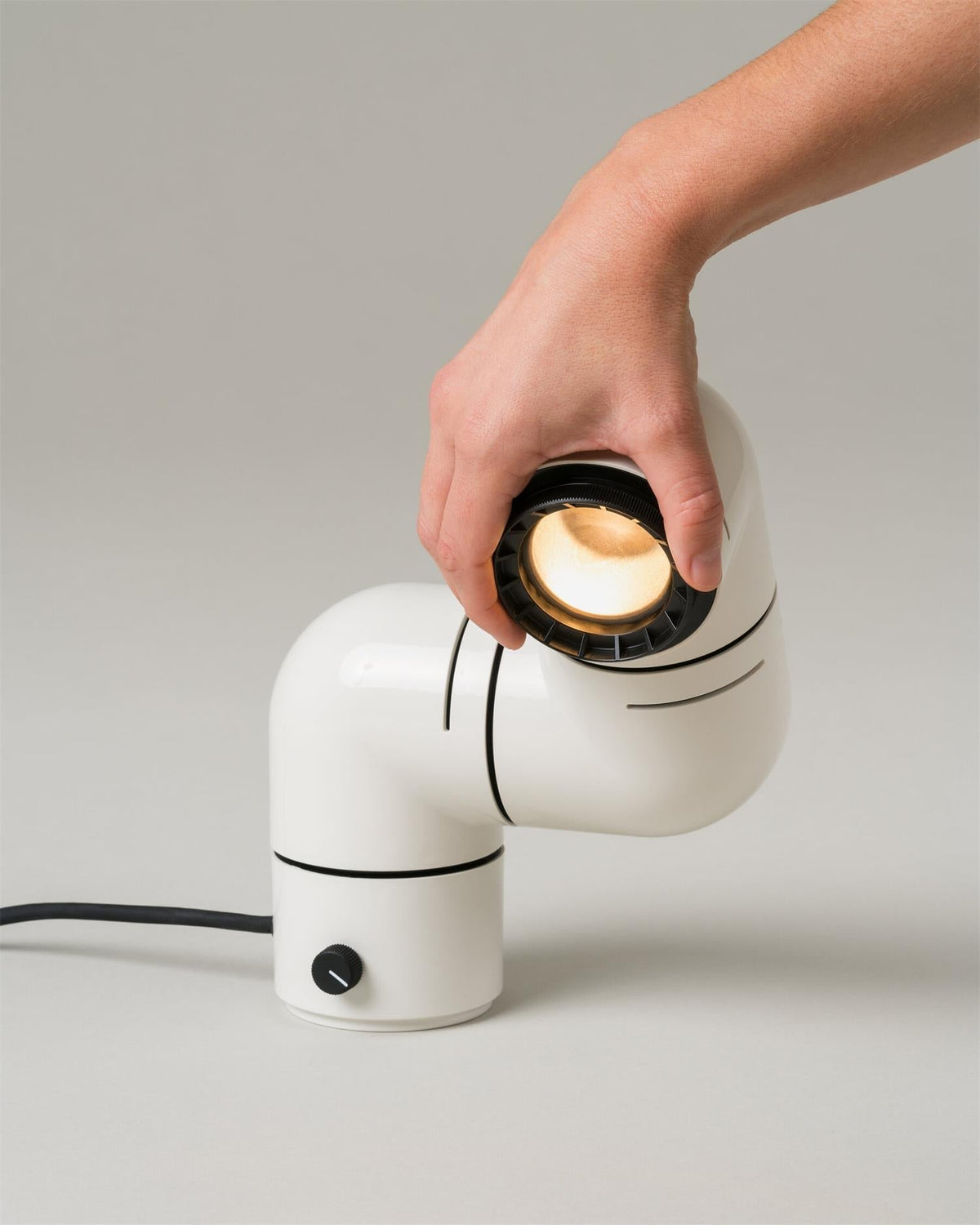 Lampa stołowa Orelania z soczewką