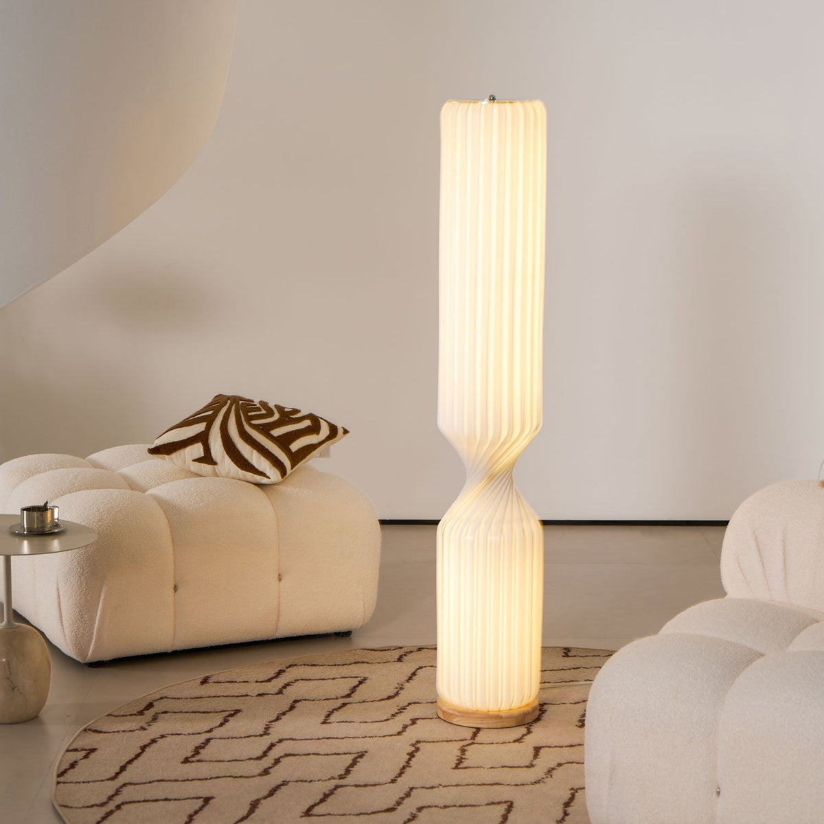 Oraeoril nowoczesna lampa stojąca z PVC