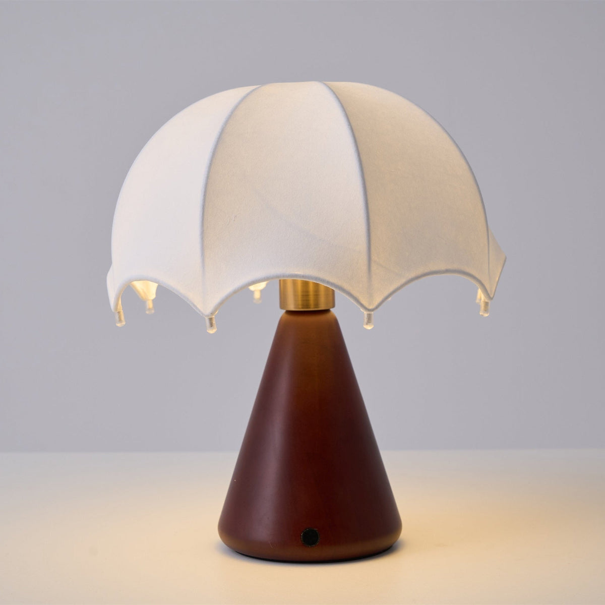 Lampa stołowa Parasol z drewna