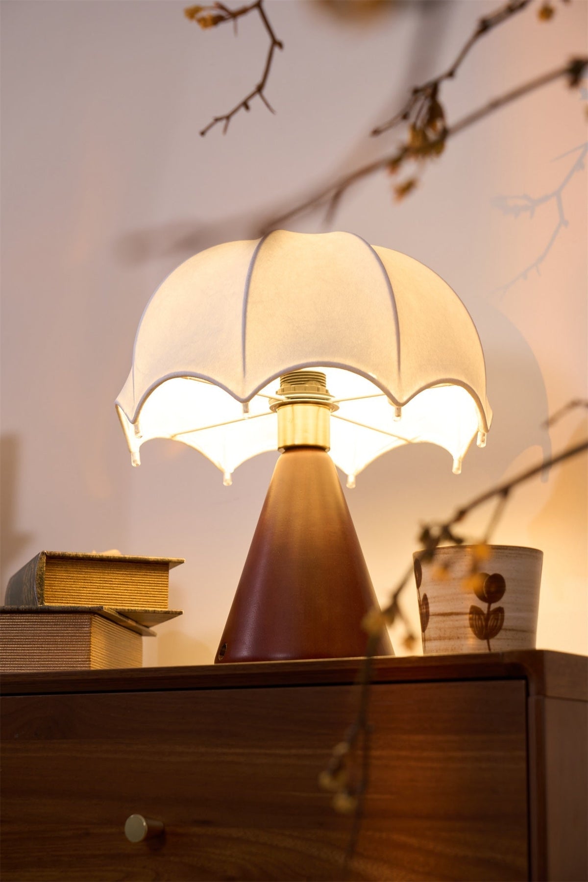 Lampa stołowa Parasol z drewna