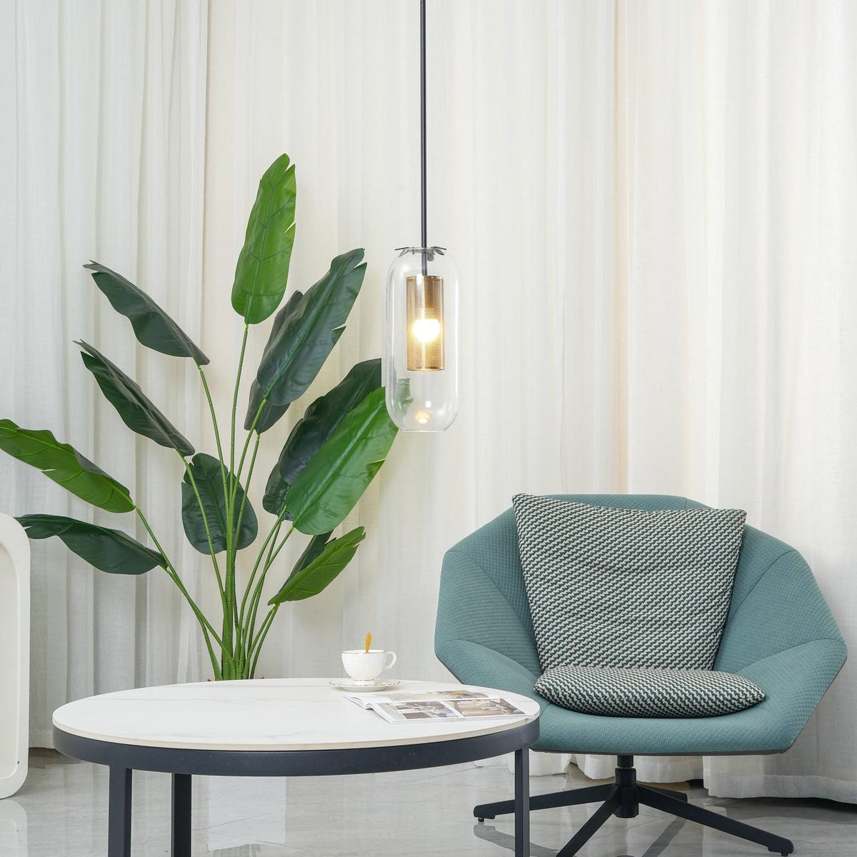 Sypharil minimalistyczna lampa wisząca ze szkła