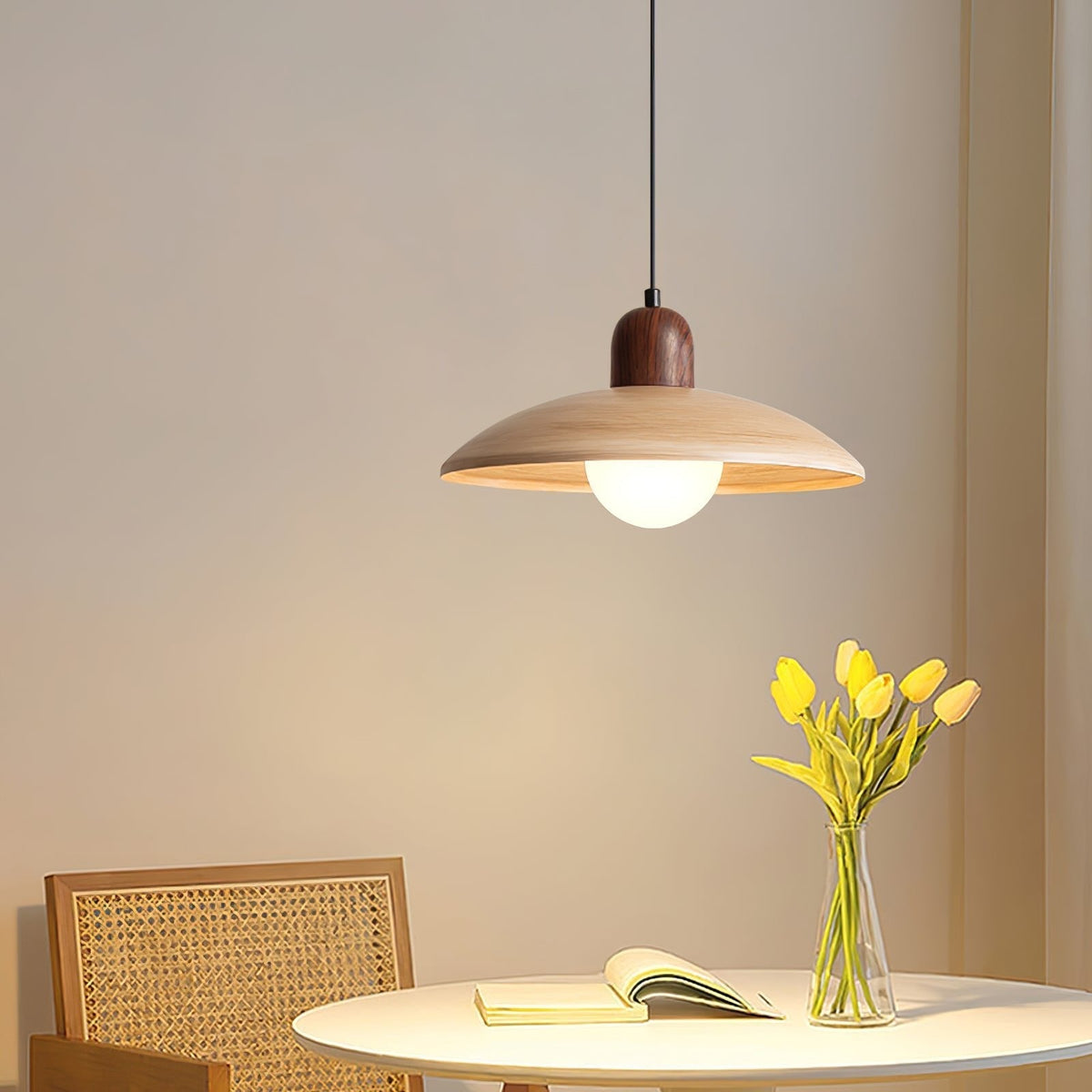 Sorinelia lampa wisząca w kolorze drewna PE Retro
