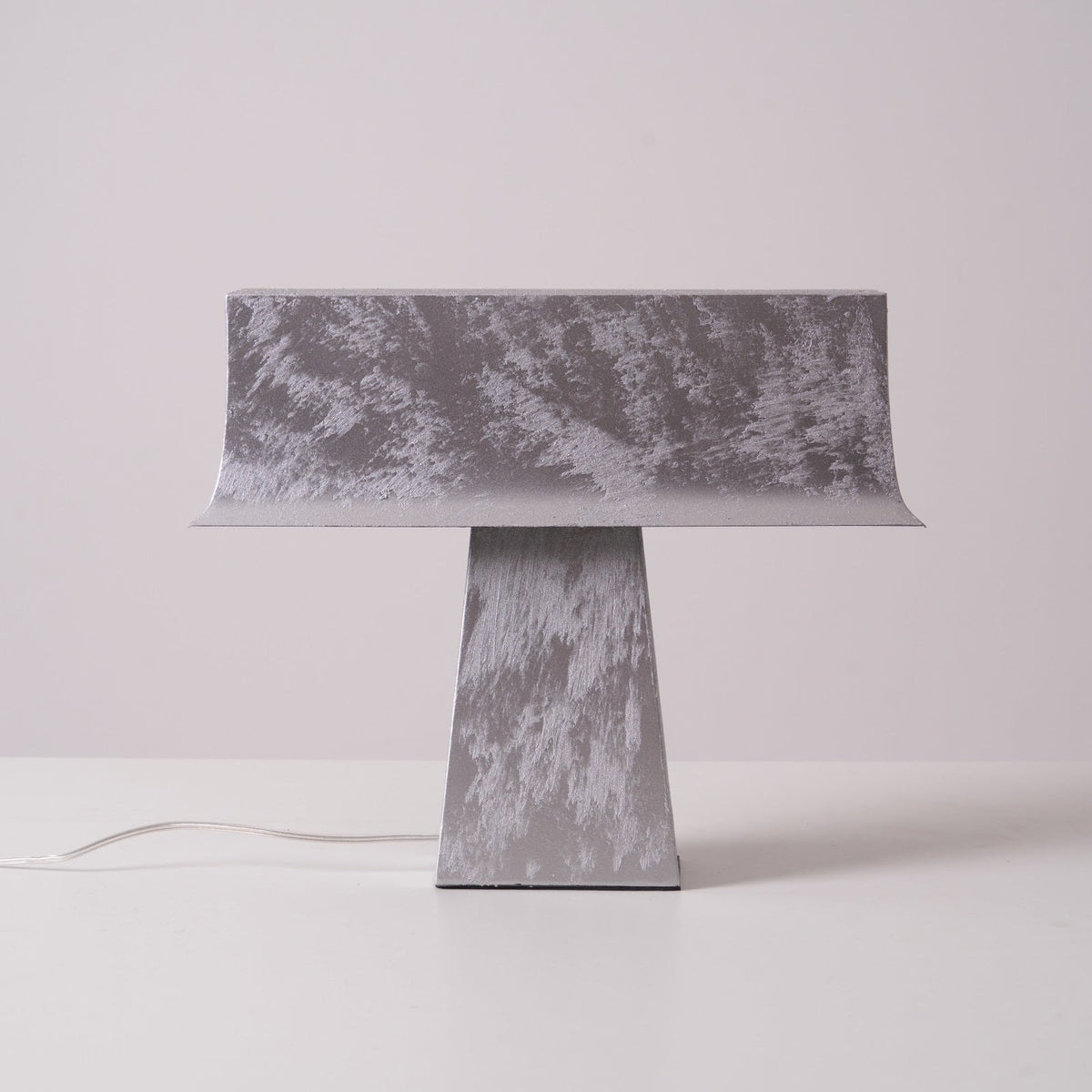 Lampa stołowa Slate minimalistyczna ze starożytnej stali nierdzewnej