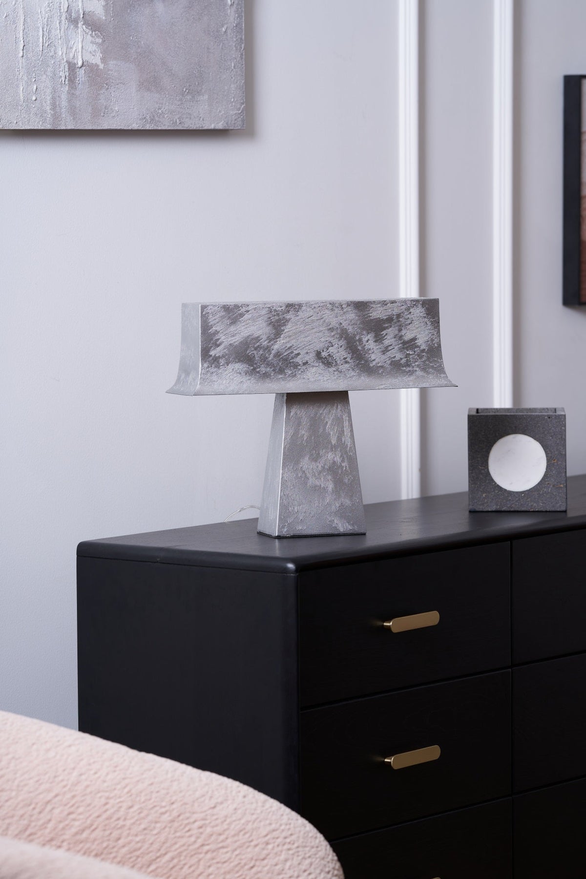 Lampa stołowa Slate minimalistyczna ze starożytnej stali nierdzewnej