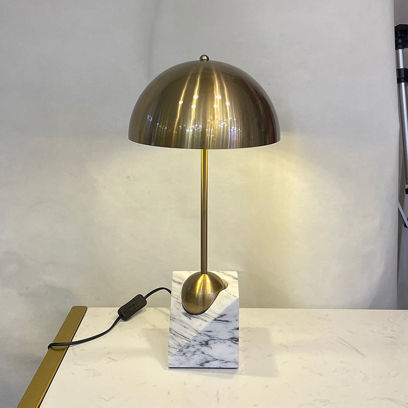 Lampa stołowa Orelivielle