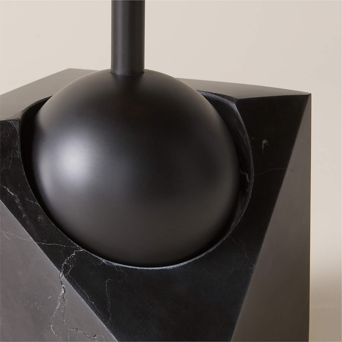 Lampa stołowa Orelivielle