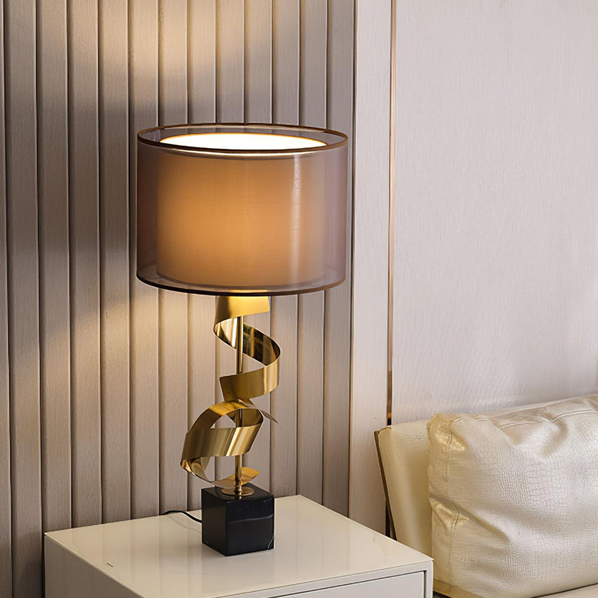 Seraph Luxe lampa stołowa z płótna