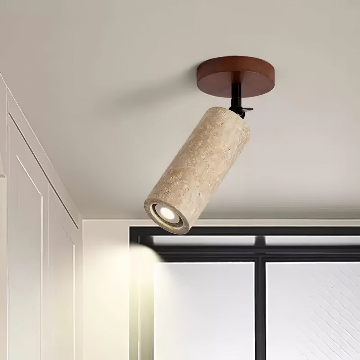 Cesilyra cylindryczna rura Travertine kinkiet