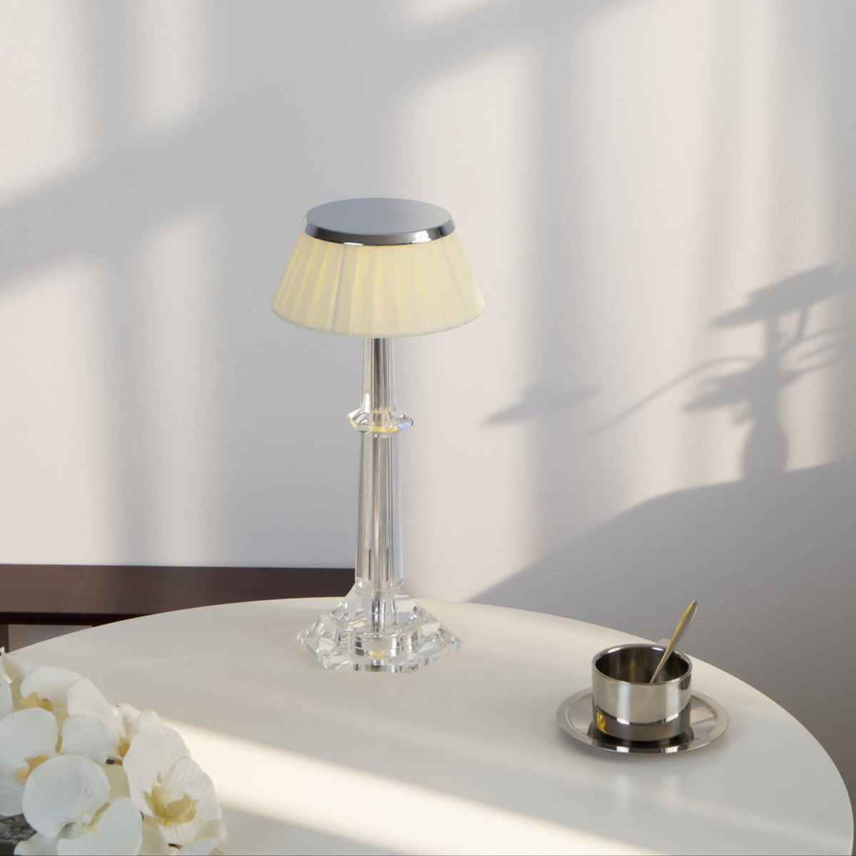 Haloza elegancka lampa stołowa z płótna
