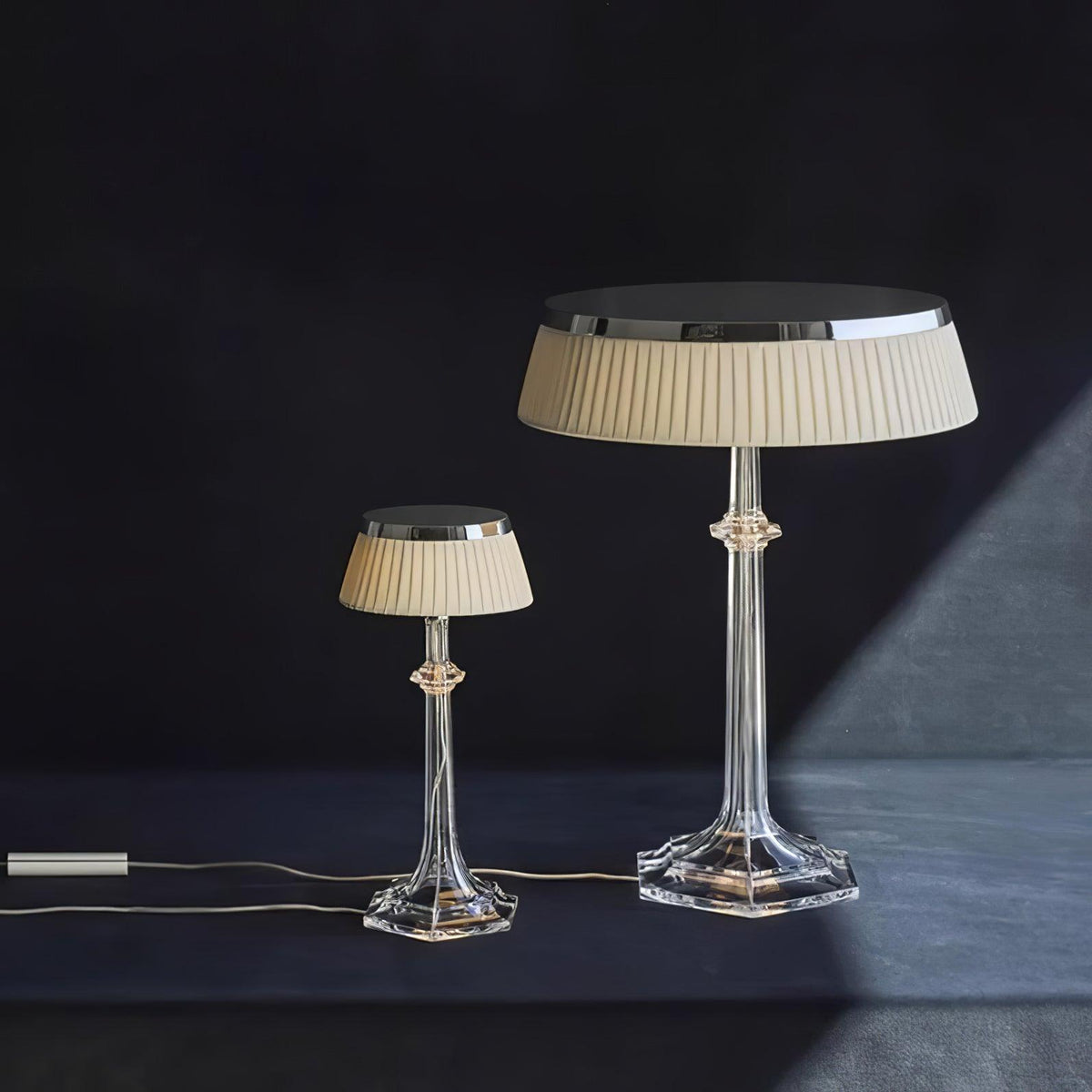 Haloza elegancka lampa stołowa z płótna
