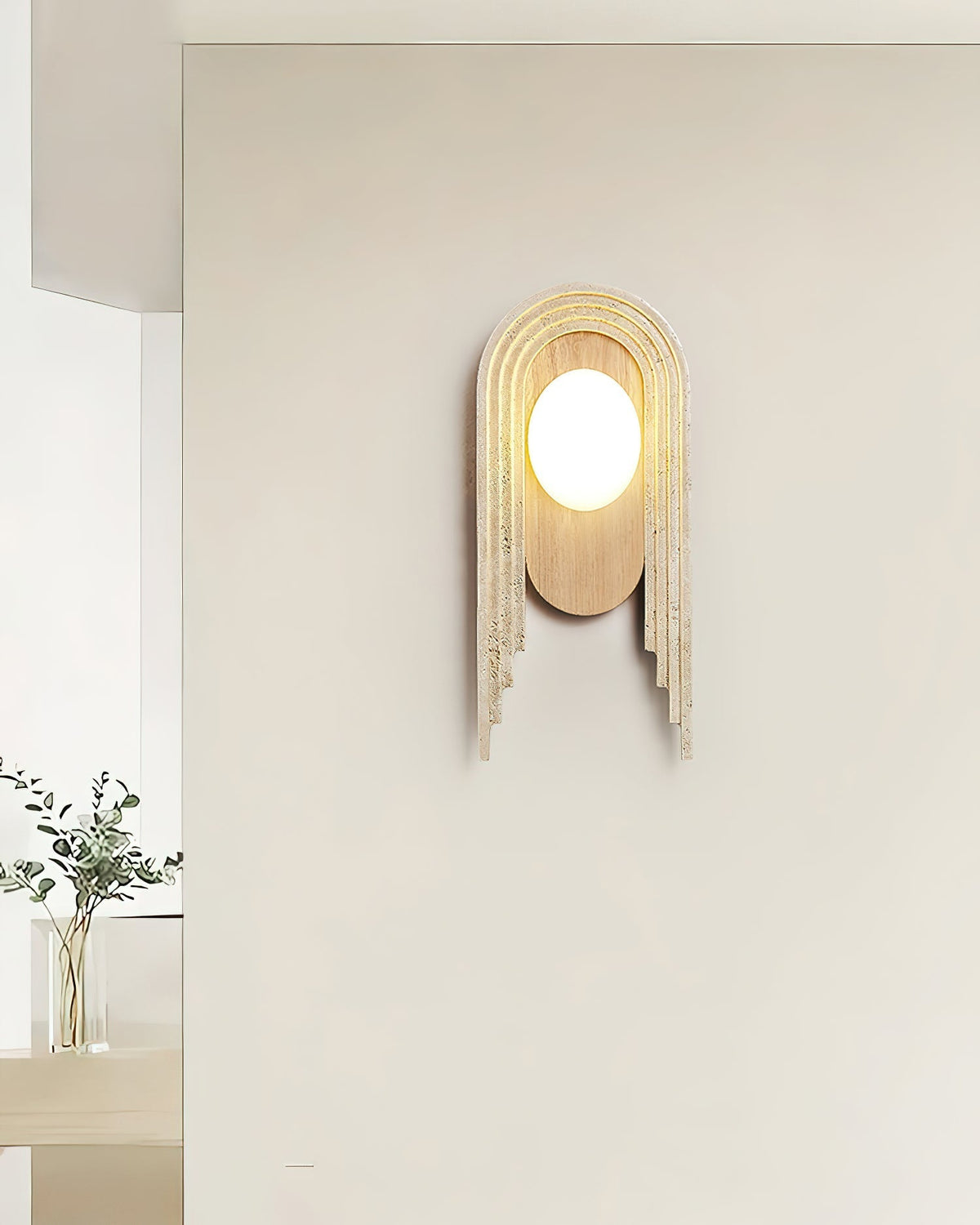 Uloryra kinkiet w ramie architektonicznej z tawerninem