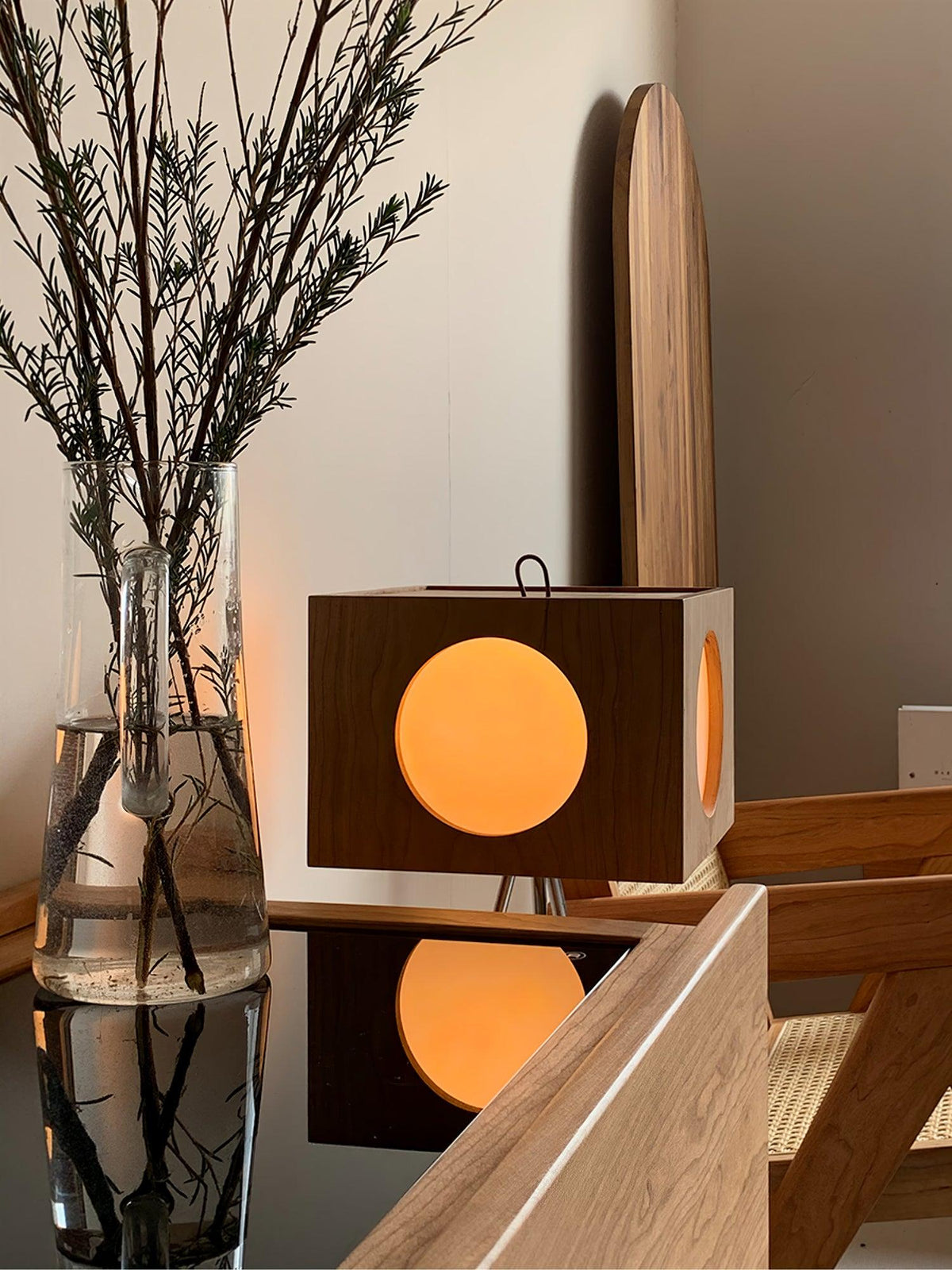 OrbitBox Vintage Camera Lampa Stojąca