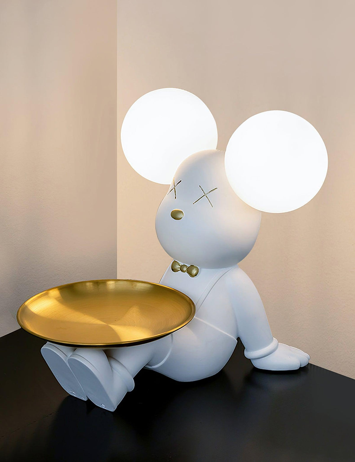 Wondel artystyczna lampa stołowa ze żywicy