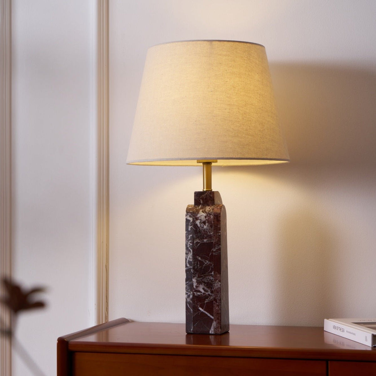 Jovix nowoczesna lampa stołowa z marmuru