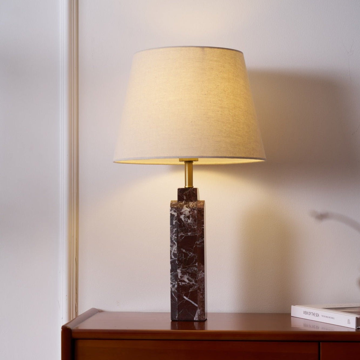 Jovix nowoczesna lampa stołowa z marmuru