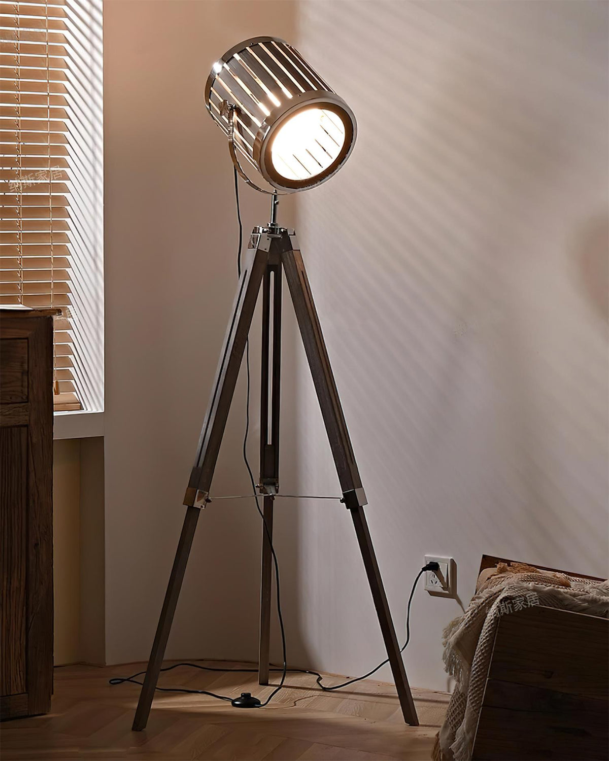 Lioroielle lampa stojąca