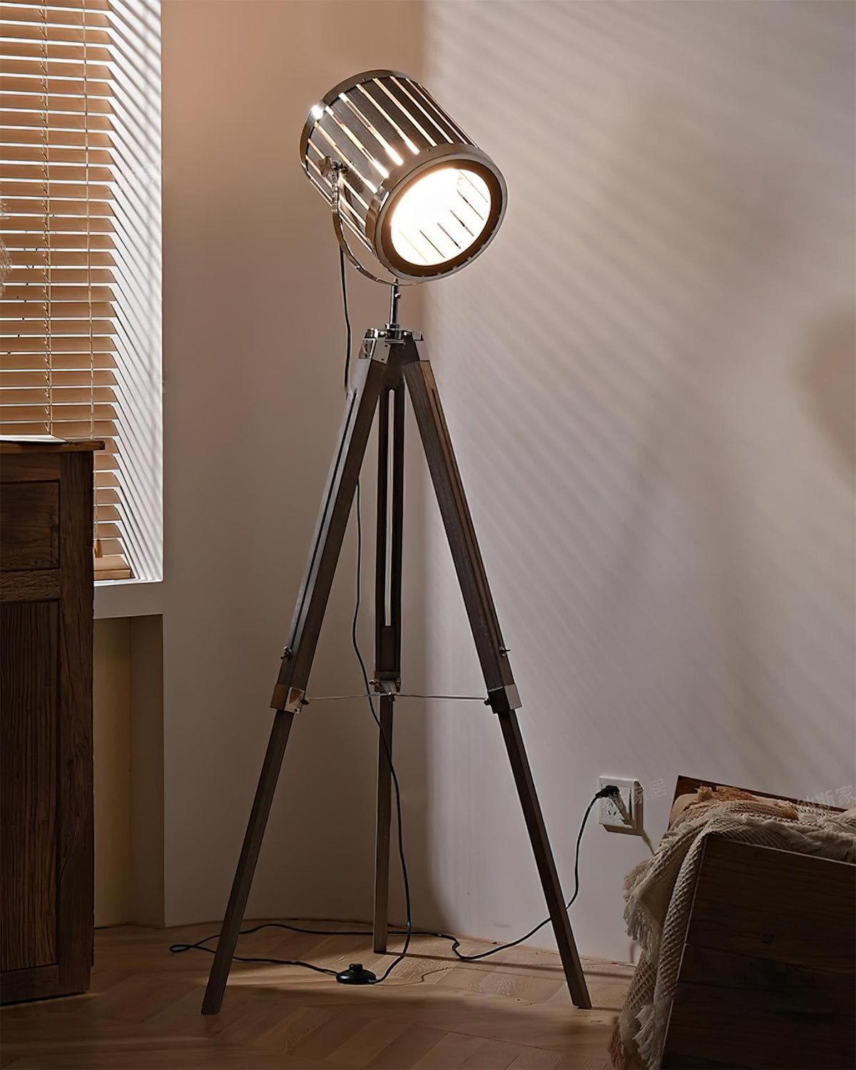 Lioroielle lampa stojąca