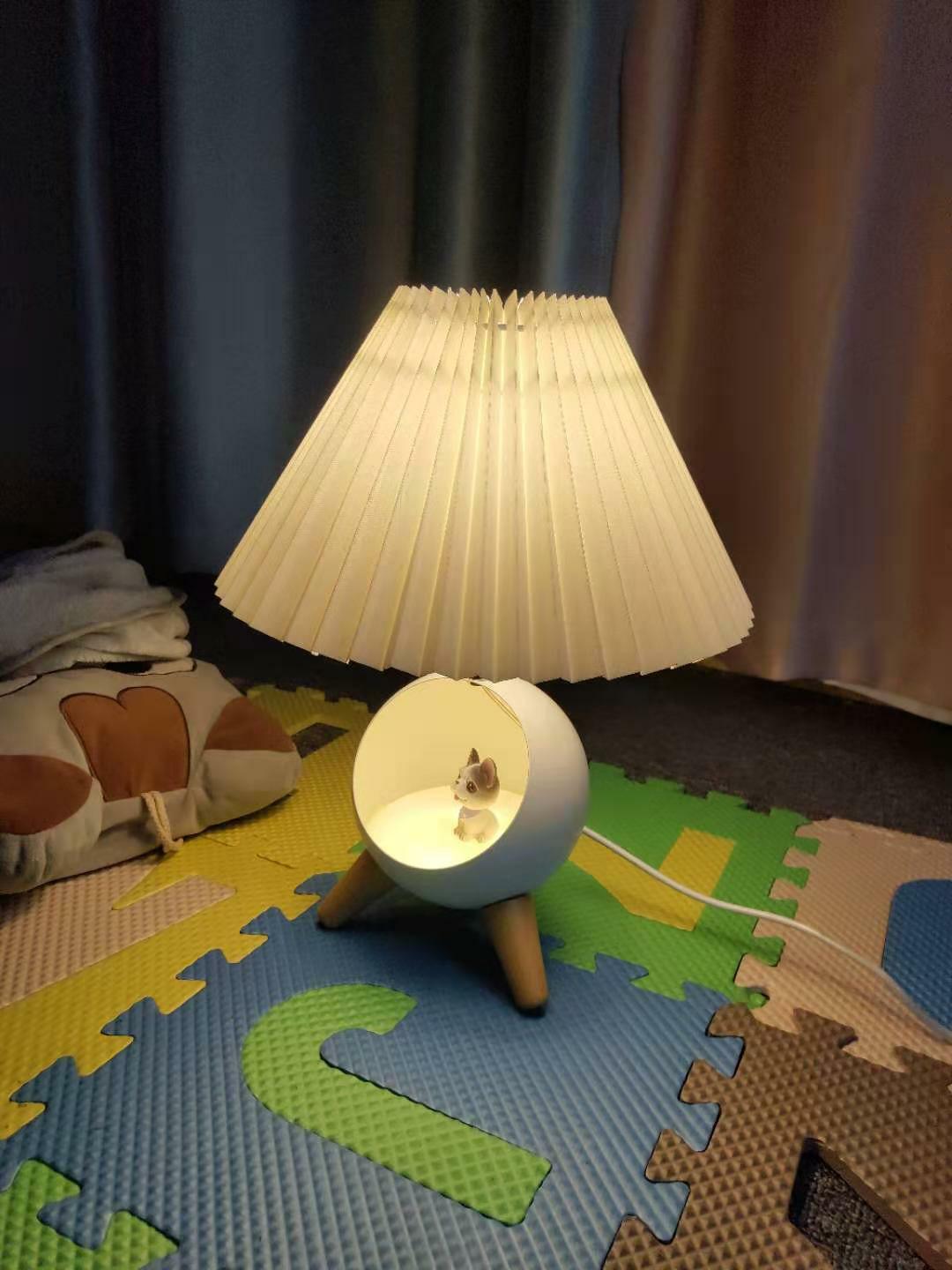 Hazelle nowoczesna lampa stołowa z płótna