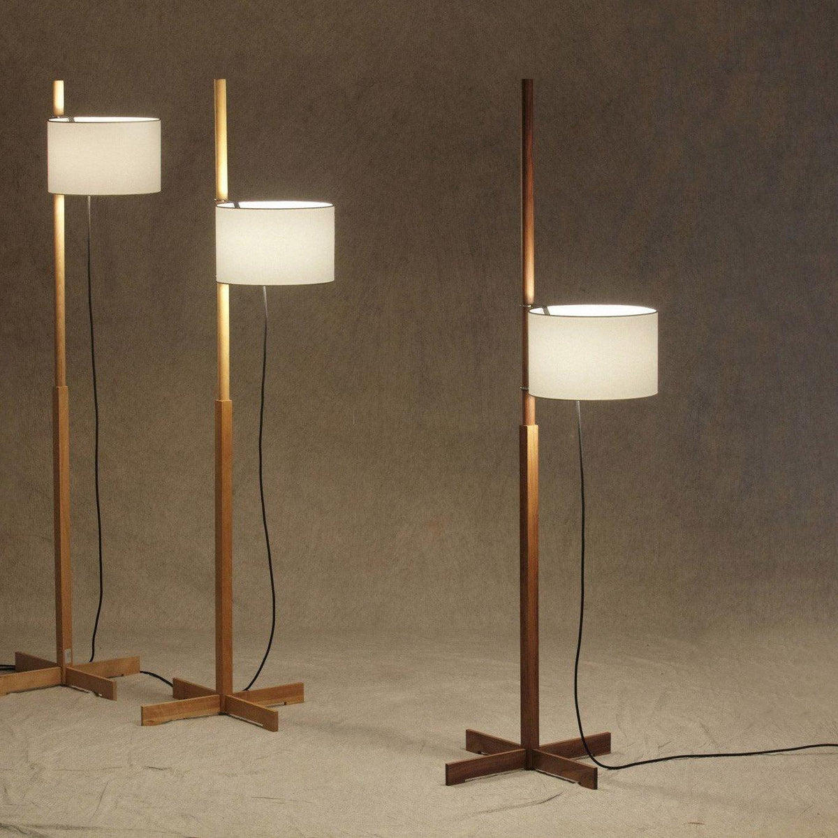 Selinira lampa stojąca