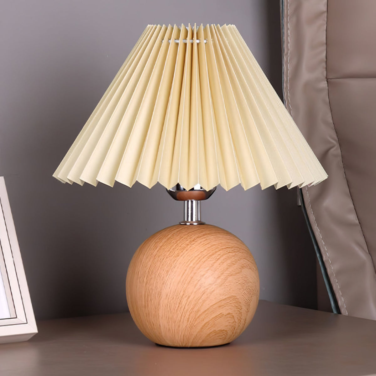 Zesilon drewniana lampa stołowa w kształcie kuli