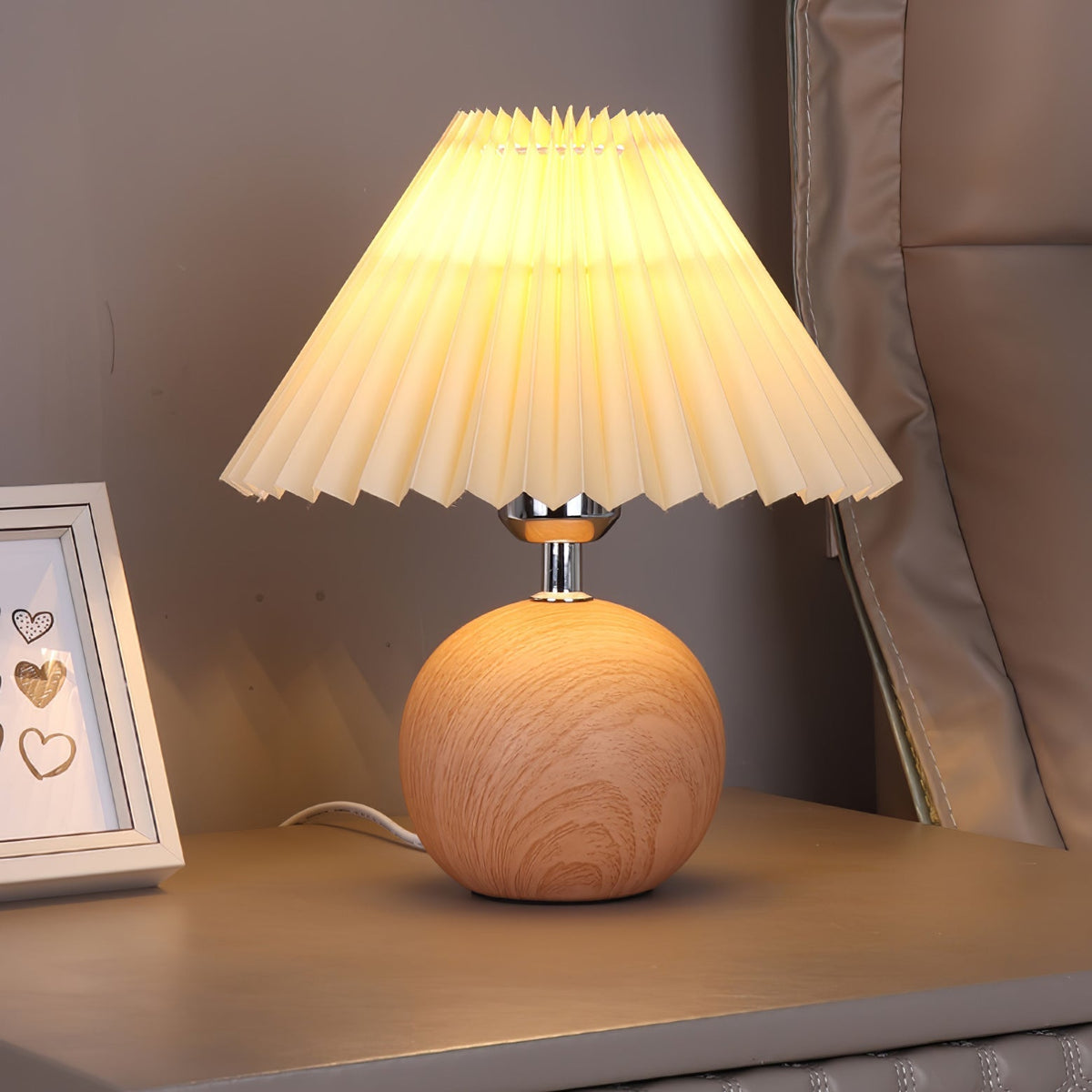 Zesilon drewniana lampa stołowa w kształcie kuli