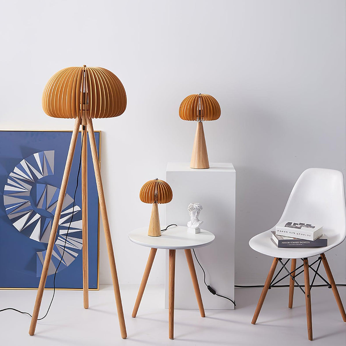 Zetalyre lampa stojąca na trójnogu drewniana