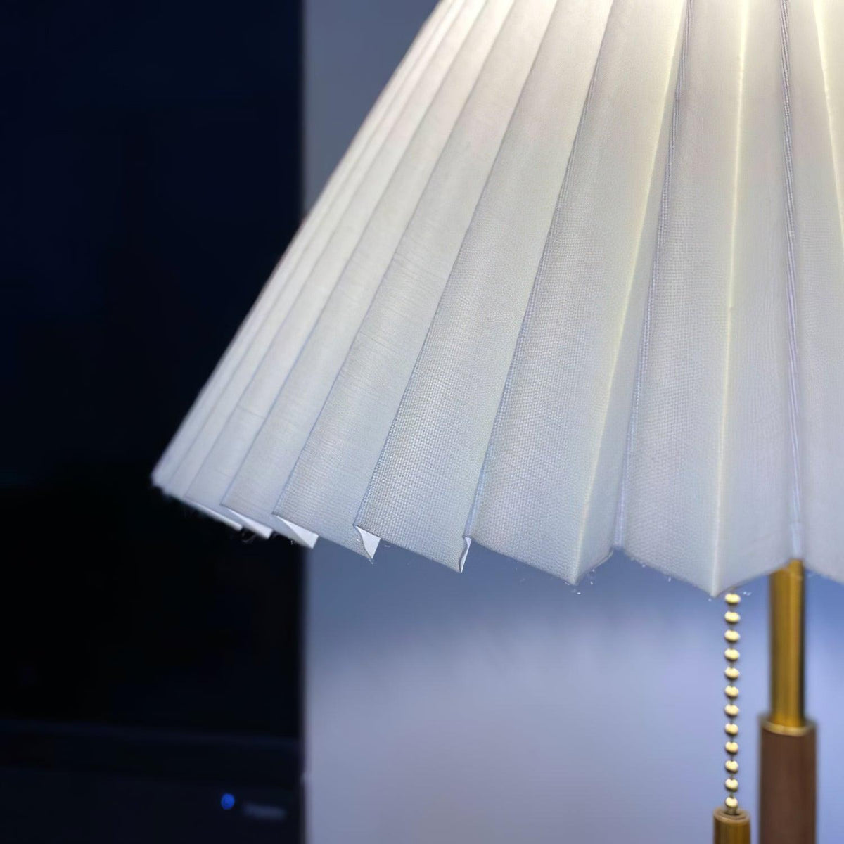 Vellain retro lampa stołowa