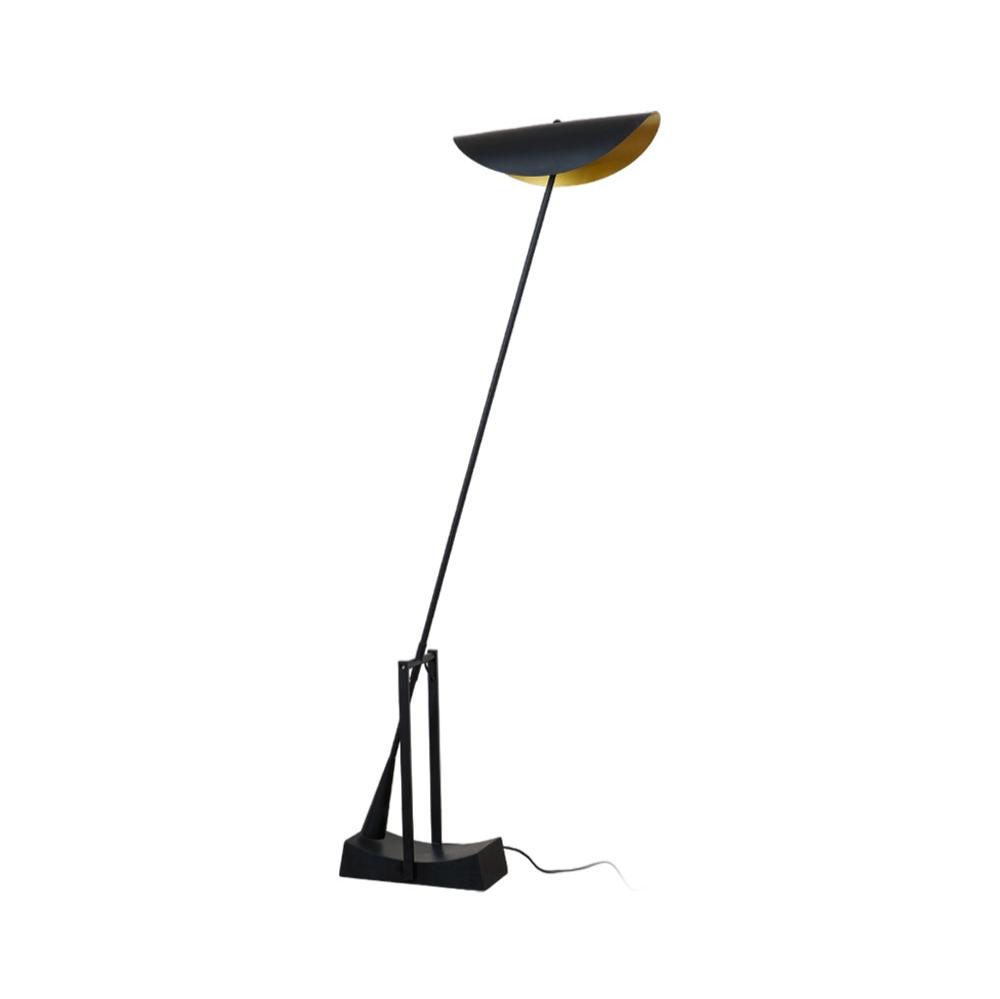 Teriisina lampa stojąca