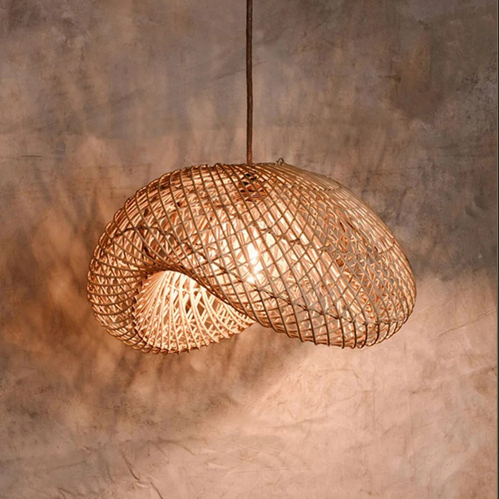 Juno rustykalna lampa wisząca z rattanu do salonu