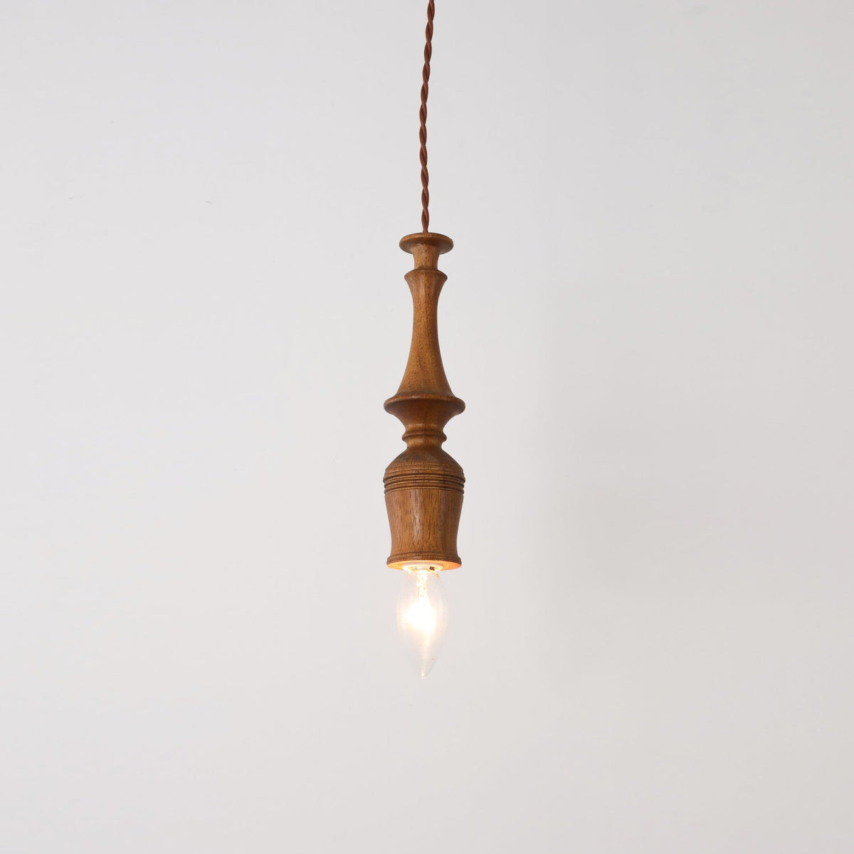 Teriinise lampa wisząca