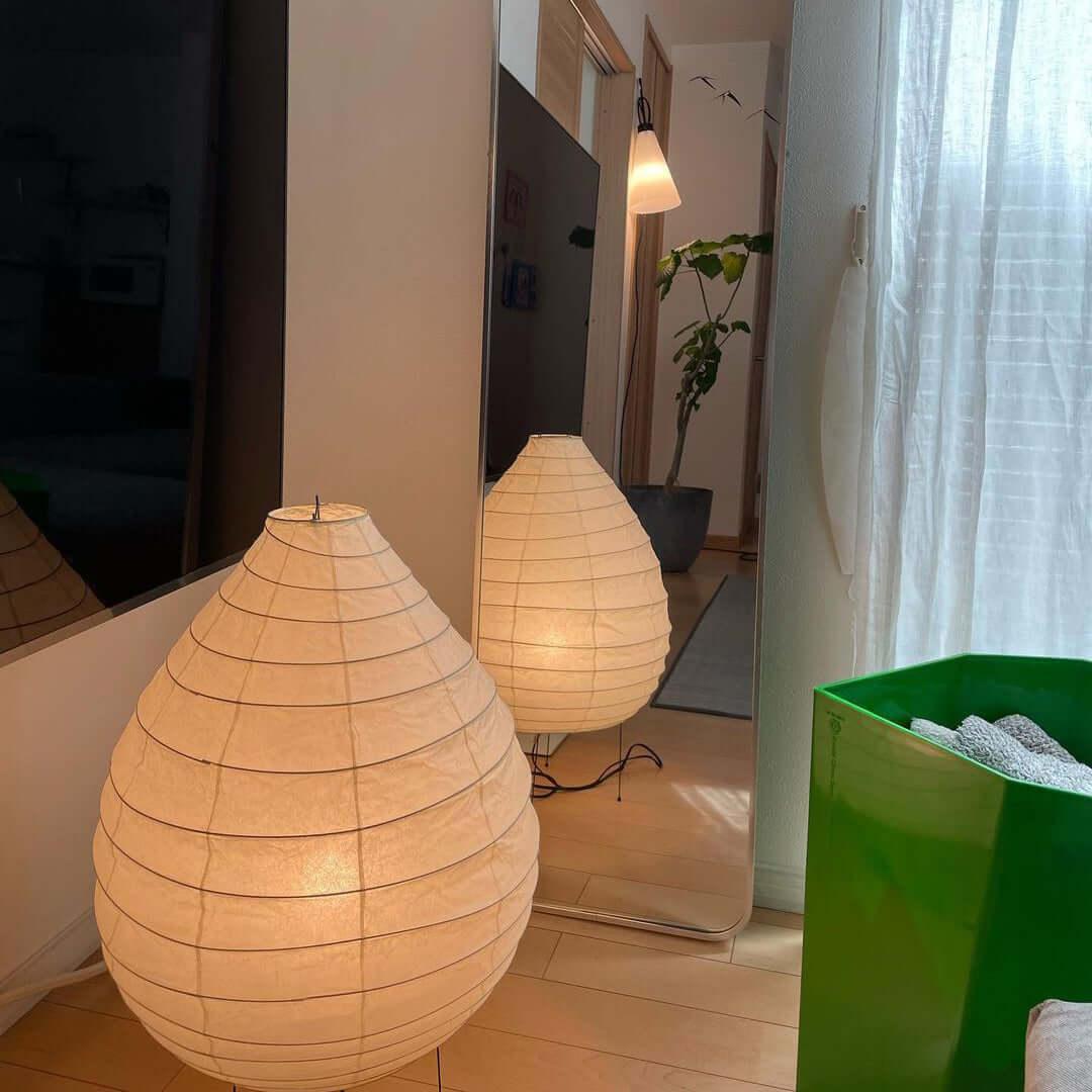 Viraiviella nowoczesna lampa stojąca