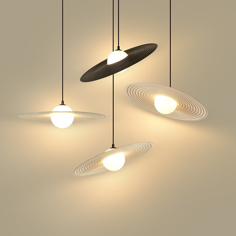 Viraalise lampa wisząca PE LED płyta biała i czarna