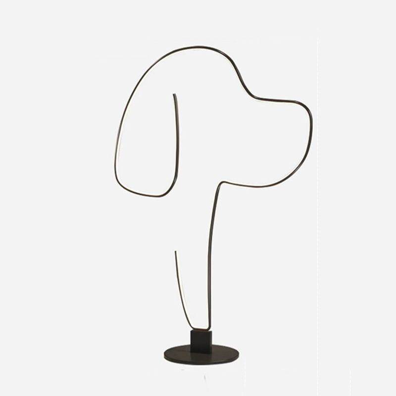 Edge nowoczesna lampa stojąca z metalu w kształcie kota/psa
