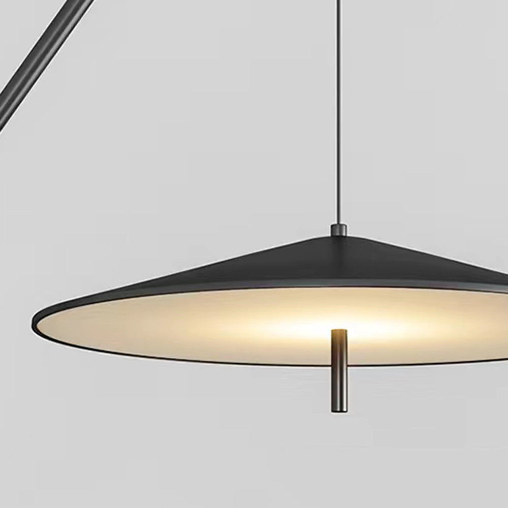 Salgado lampa stojąca z rozszerzonym ramieniem, czarna, pokój dzienny