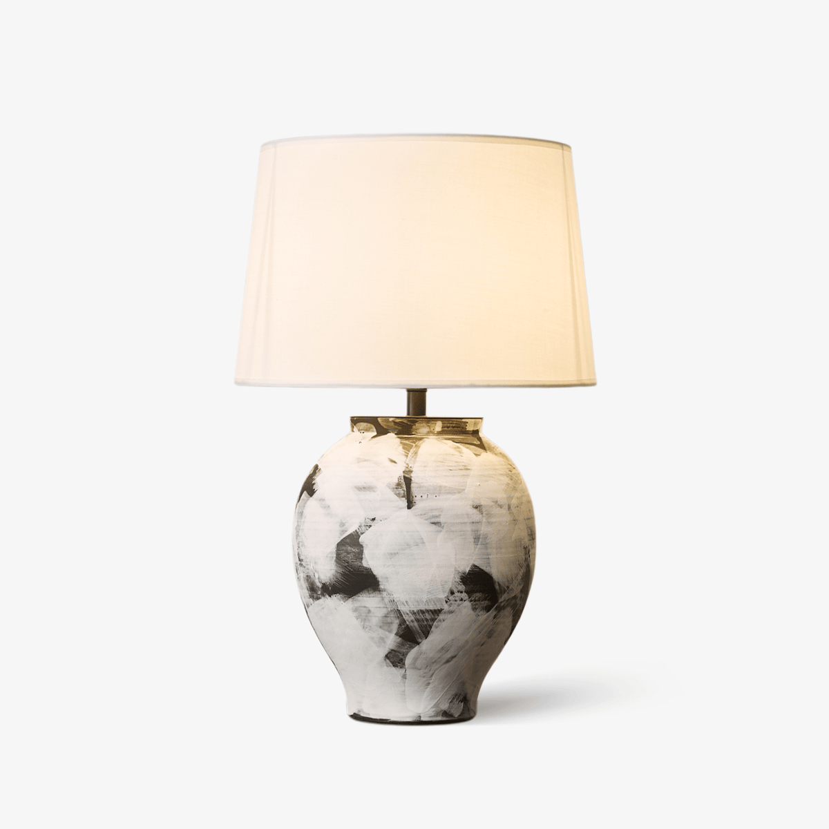 Elegancka lampa stołowa z ceramiki Brush