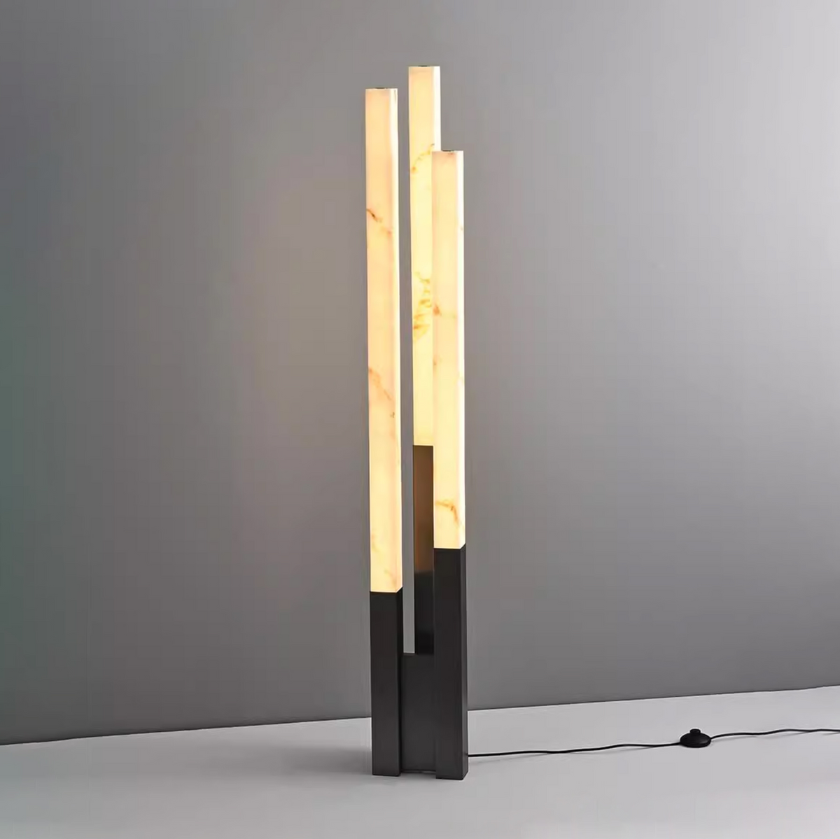Callisto Alabaster lampa stojąca