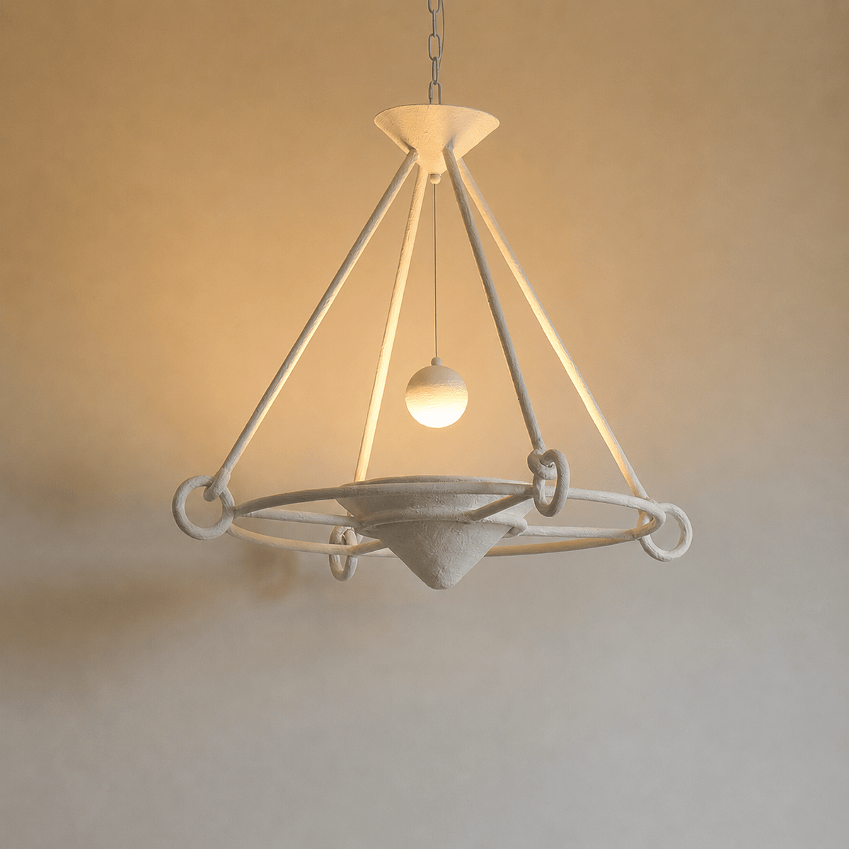 Sculptural żyrandol z gipsu