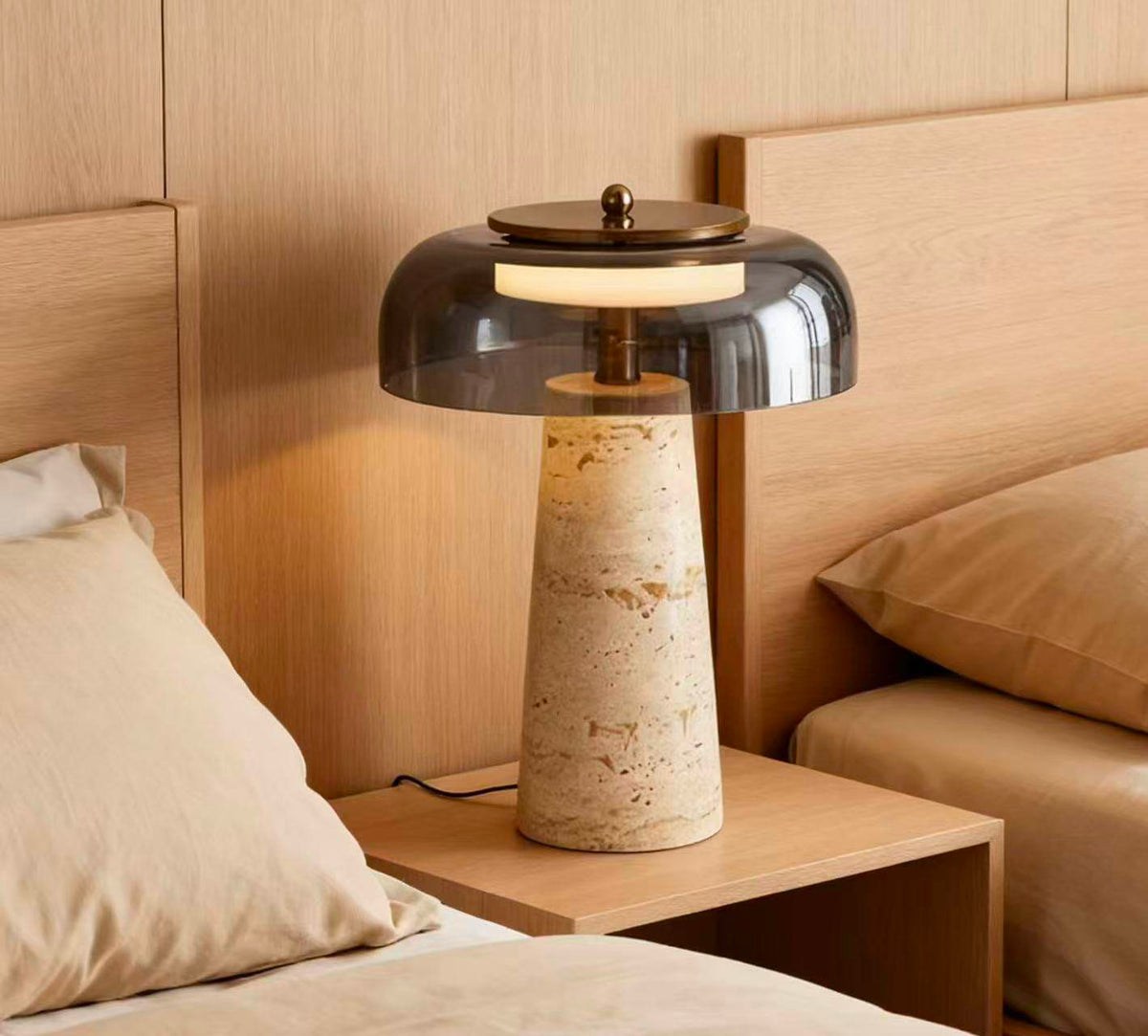 Lampa stołowa Velenise