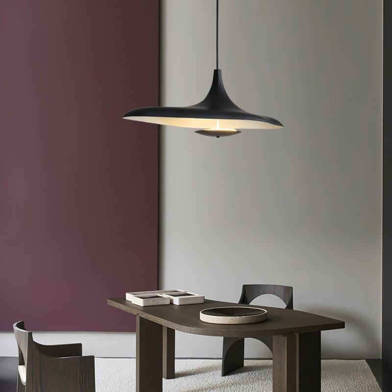 Arisha nowoczesna minimalistyczna lampa wisząca z tworzywa sztucznego w kolorze czarnym/białym
