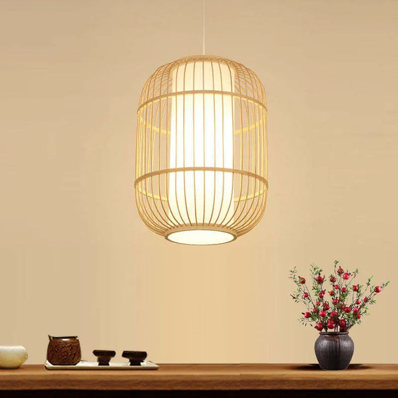 Taven wisząca lampa ręcznie tkana z plecionki rattanowej i bambusa w stylu vintage