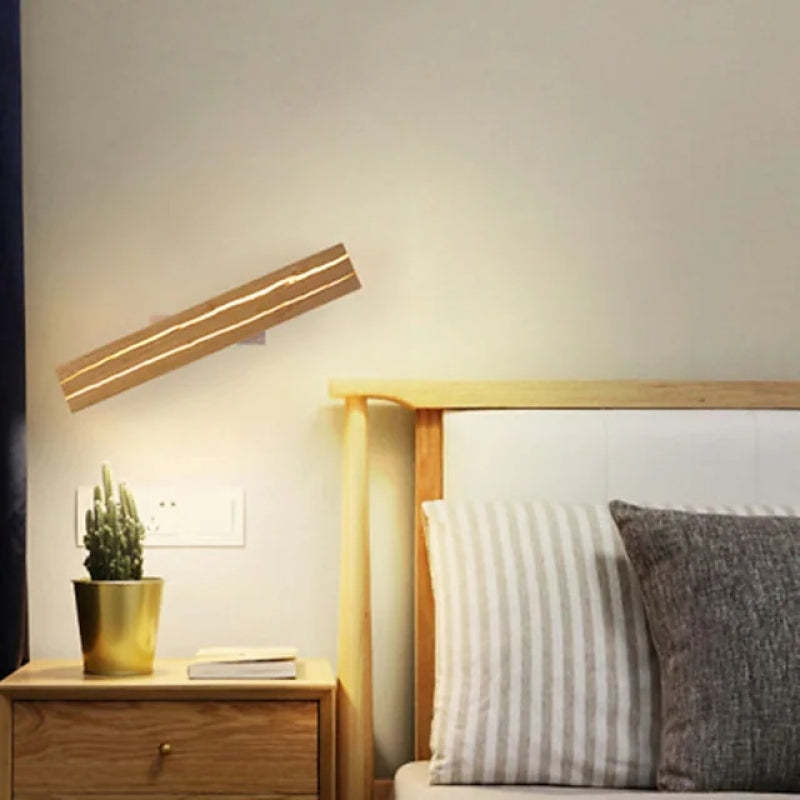 Muto obrotowa lampa ścienna LED z drewnianą deską w efekcie pęknięcia