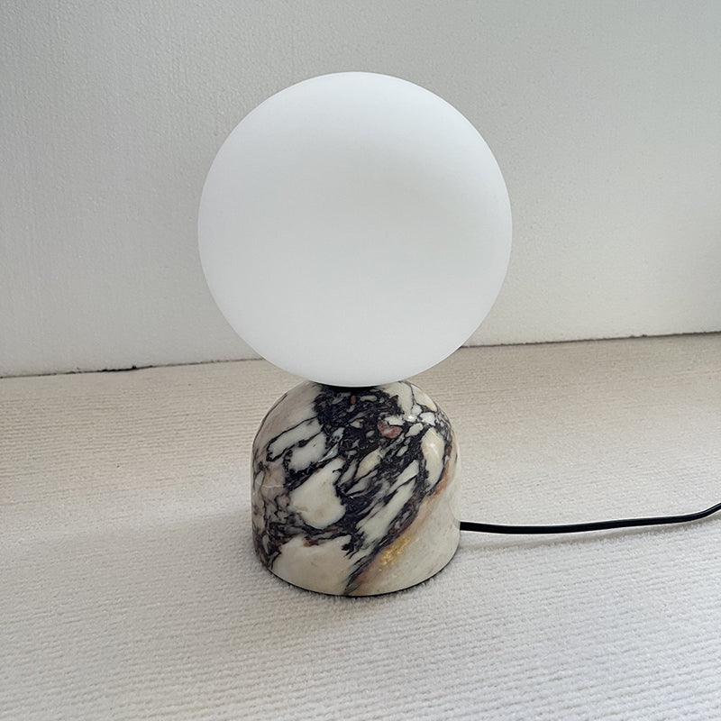 Aalia lampa stołowa