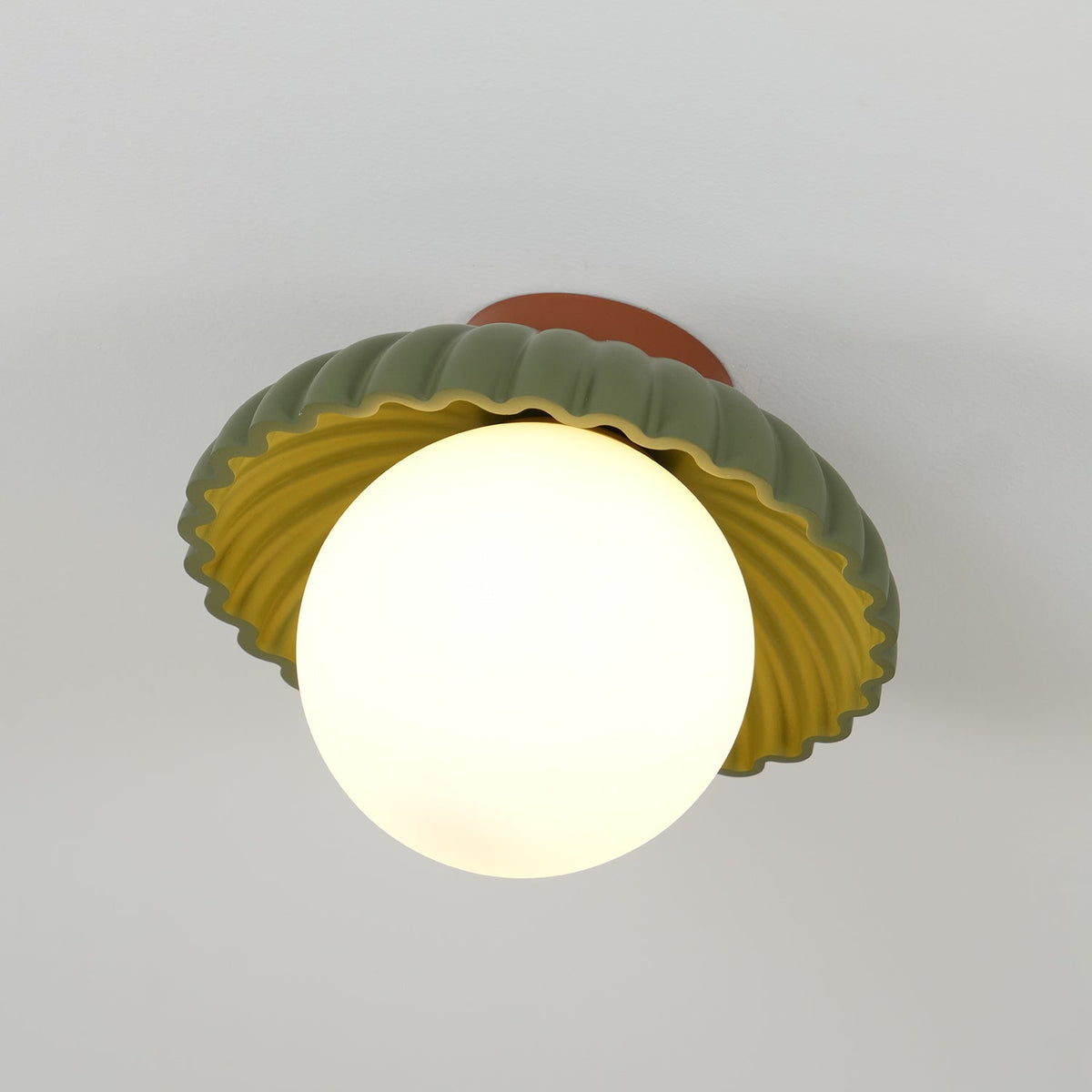 Scallop Glow lampa sufitowa montowana bezpośrednio ze szkła