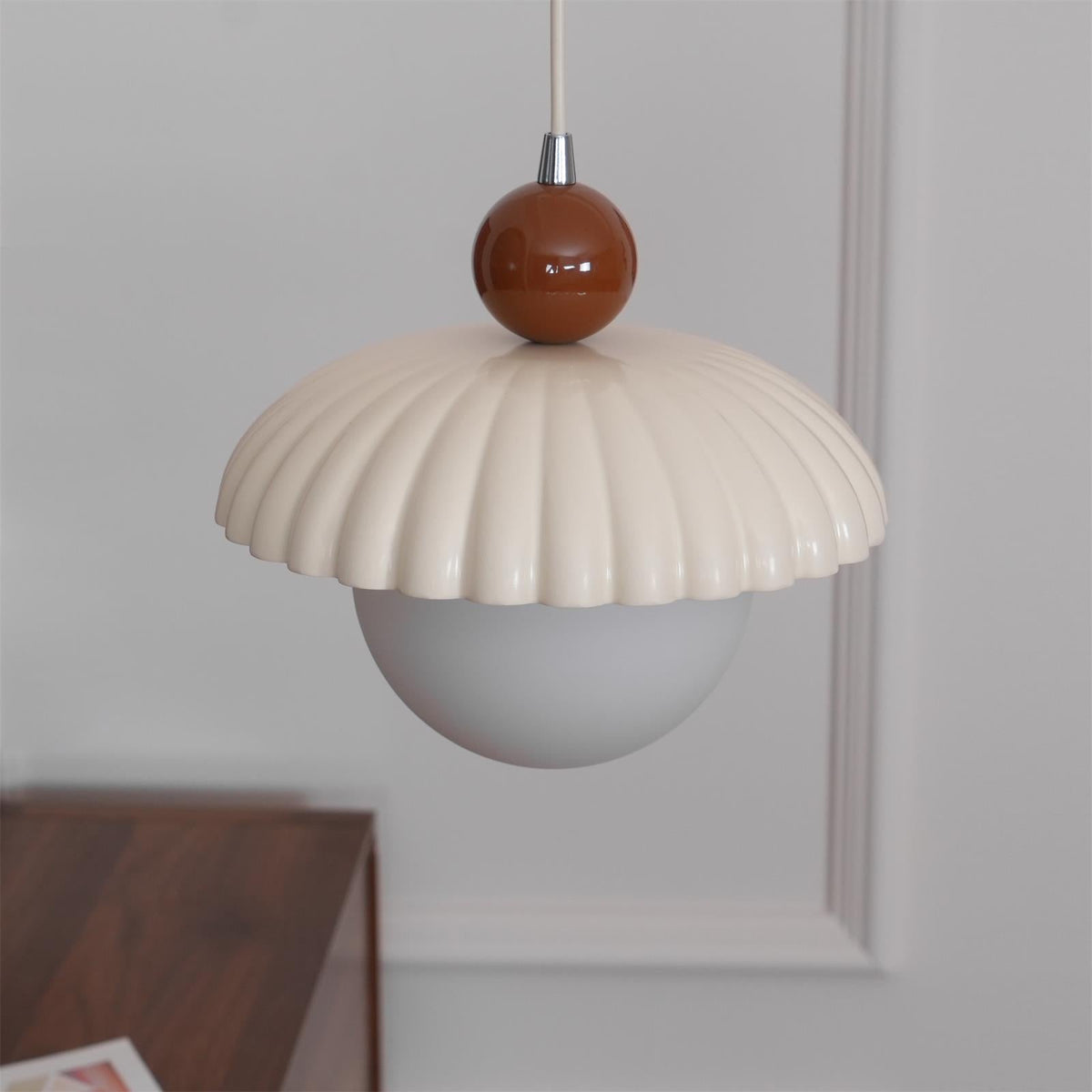 Alien Retro Charm lampa wisząca