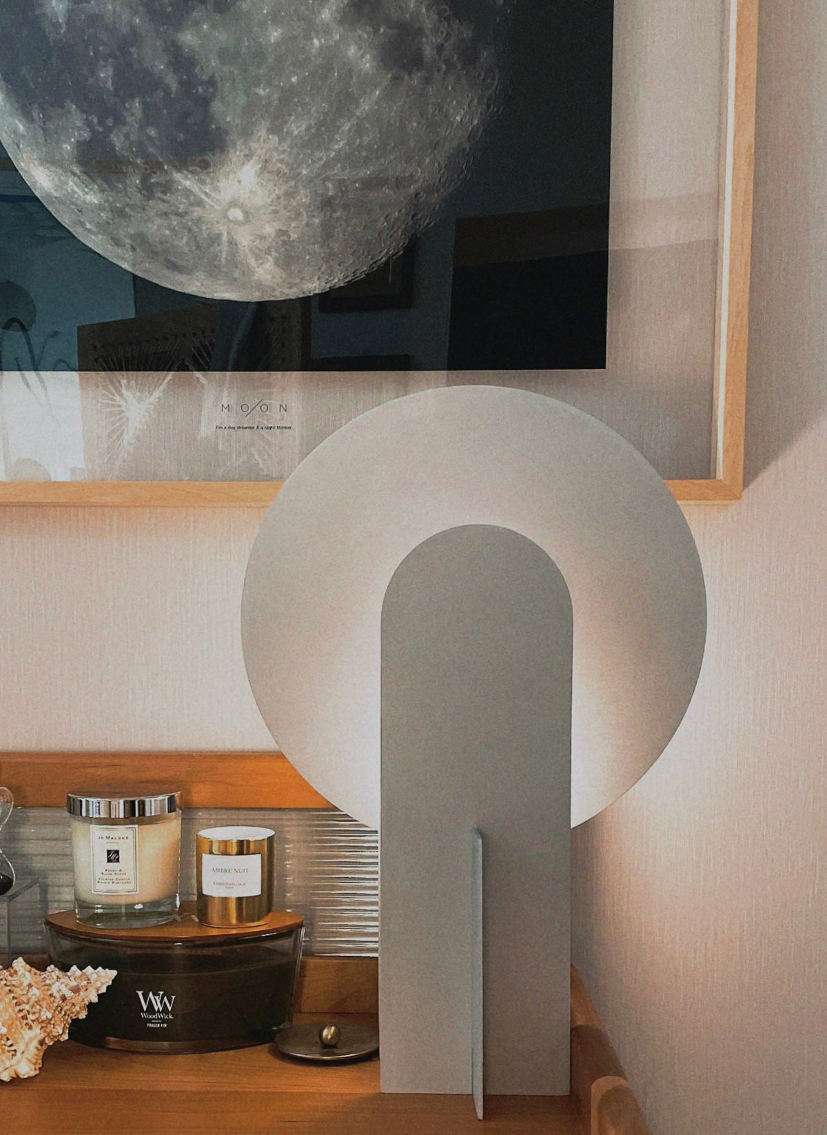 Solvique Arch Marble lampa stołowa